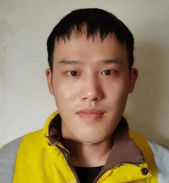 2018年杭州，21岁外卖员叶阳辉接到了一单特殊的配送。订单备注栏里只写了六个字