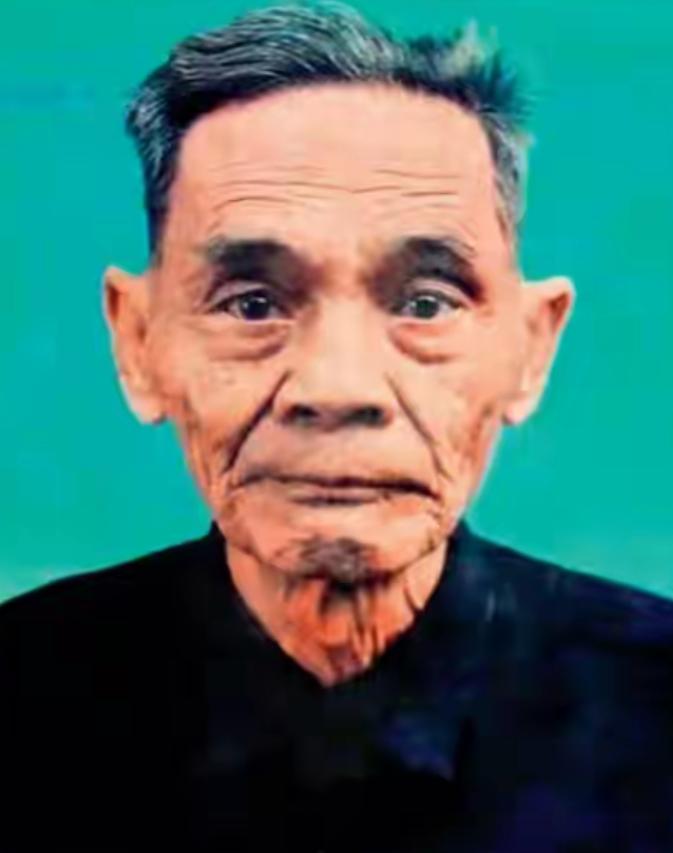 1988年，潜伏台湾42年的地下党员谢汉光回到老家时，发现妻子儿孙满堂，以为妻子