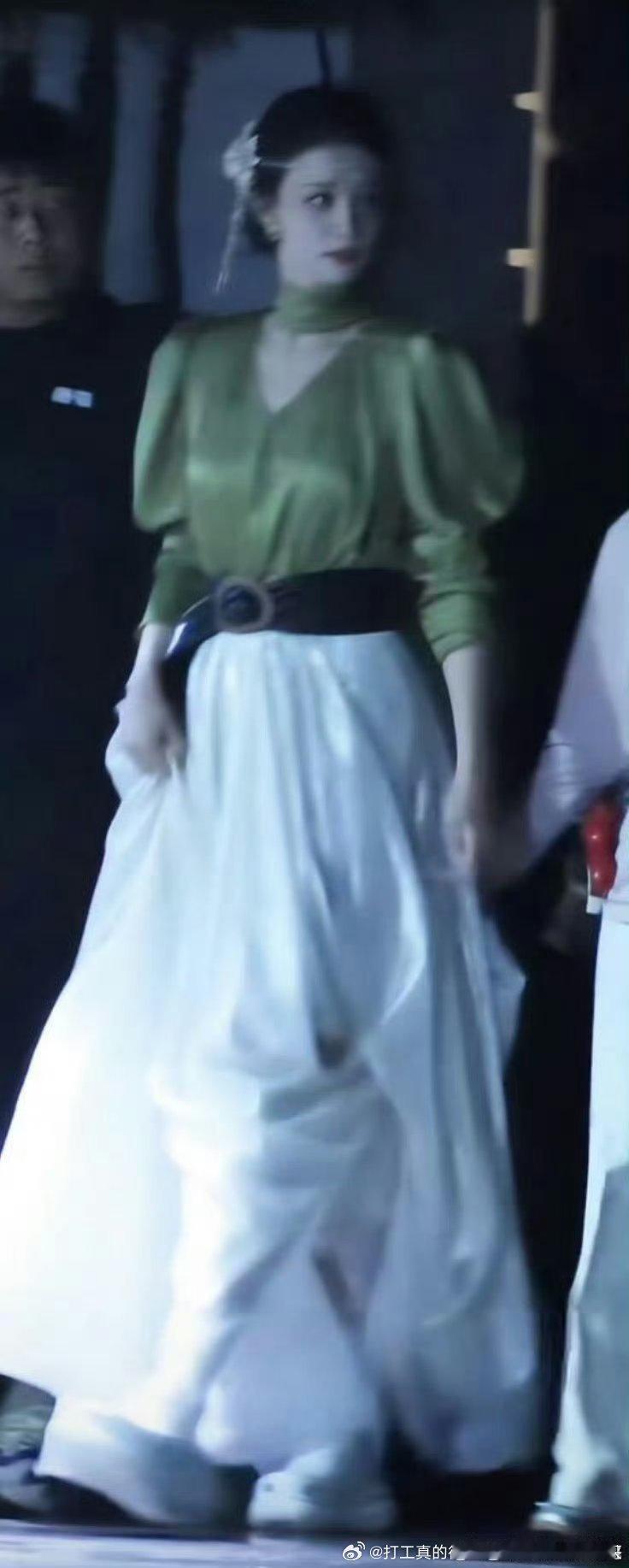 衣服感觉不超过拼夕夕100一件既视感