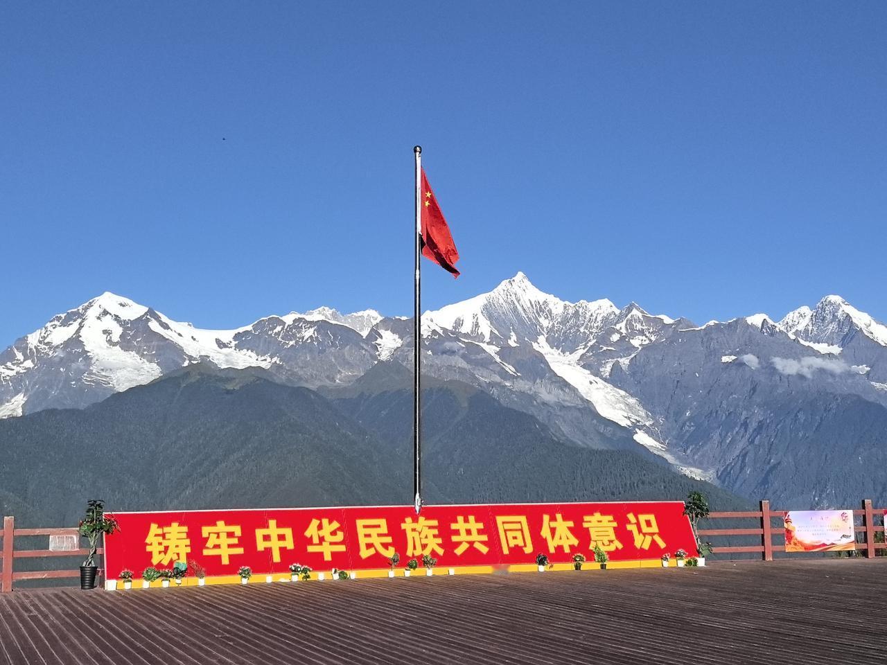 沙特这把损失惨重，后面搞不好会推动中东格局出现重大变化。这一轮美伊冲突，其实除了