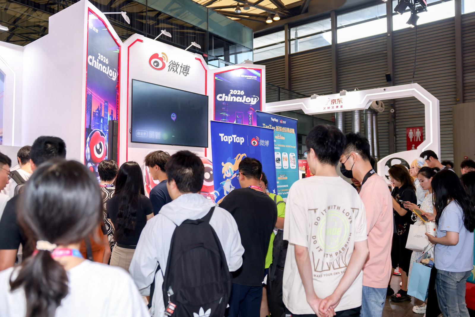 taptapcj新游试玩舞台Chinajoy  逛展累了就来TapTap新游试玩