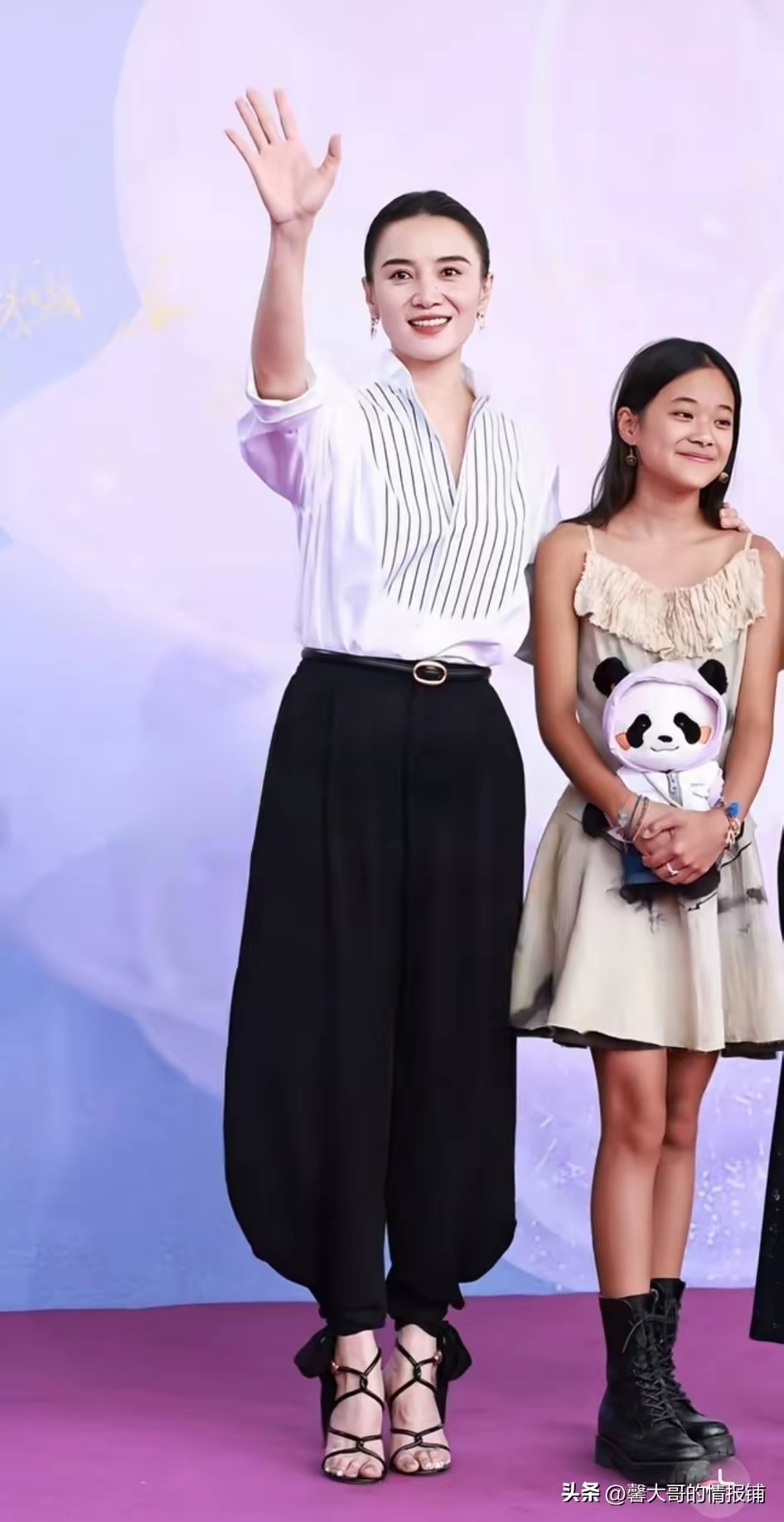 百花奖红毯最小黑马！梅婷女儿13岁拿到提名，眉眼和妈妈一模一样 