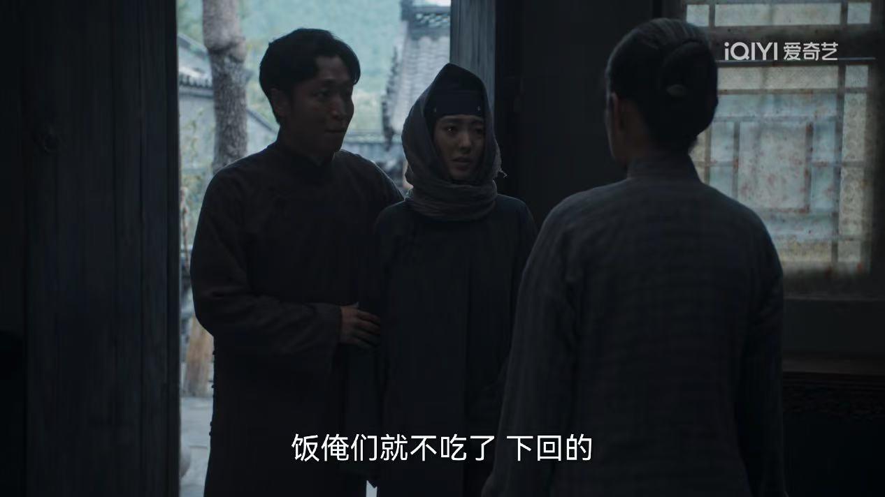 《生万物》大结局，费左氏是真的猛啊！

费文典去世，她疯了就算了。

在她得知苏
