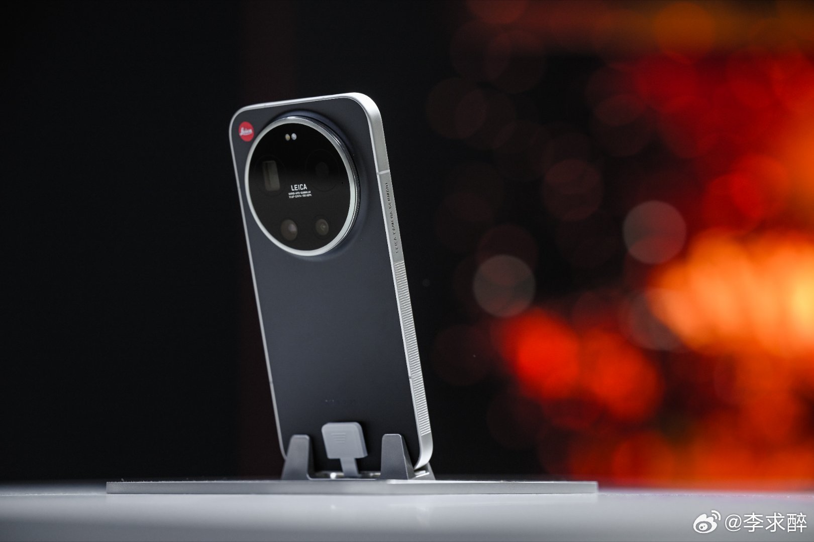 小米17 Ultra国外定价超iPhone 17 PM，这是国产手机实力的有力见