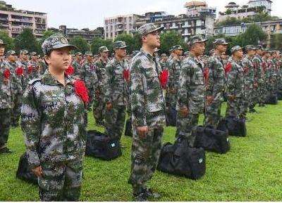 国防部正式提醒！家有18岁以上男性青年的家庭注意了，这项事项关系每个人未来权益，