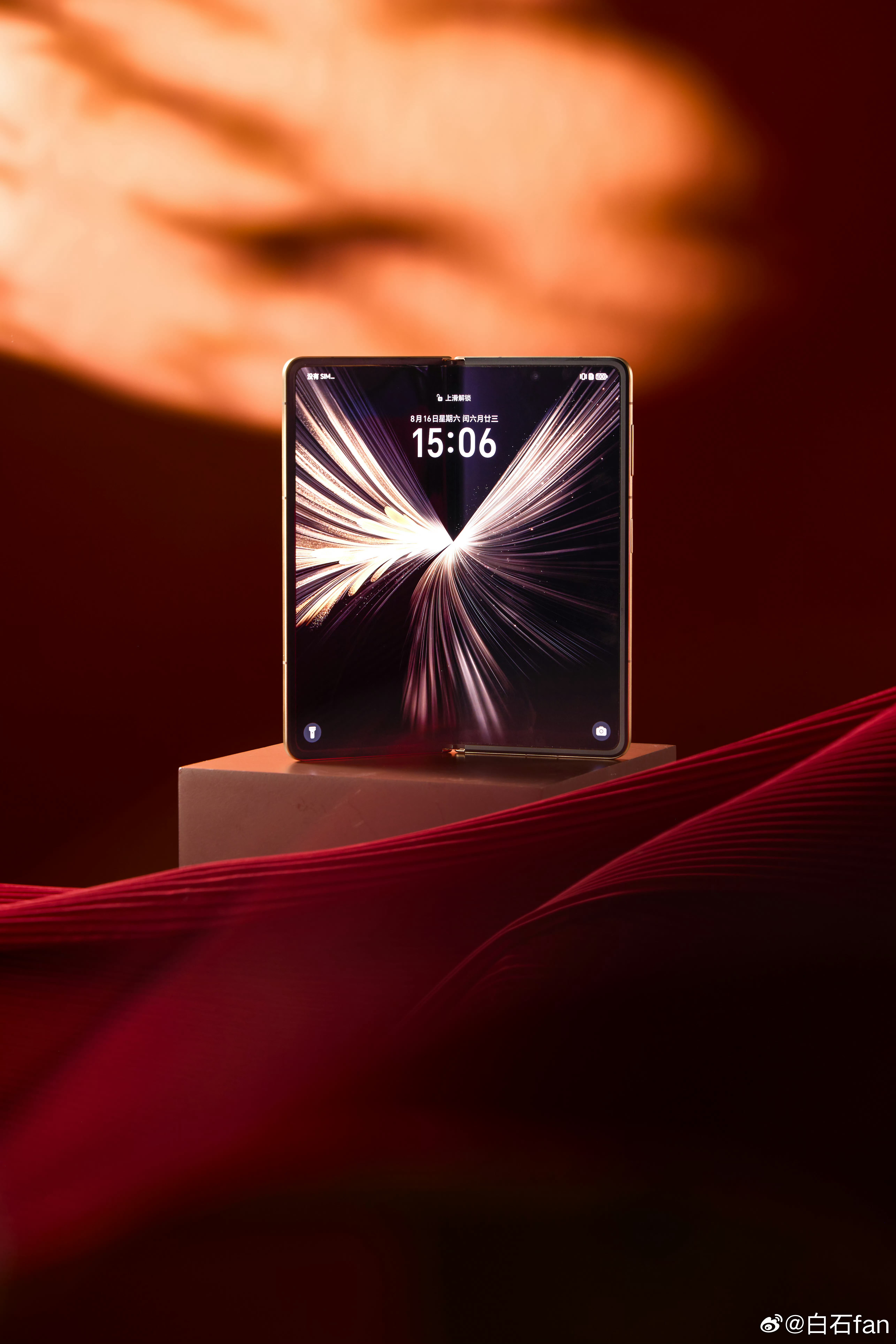 26年折叠手机能普及吗先说结论：会火，但离“人手一部”那种普及还有距离。2026