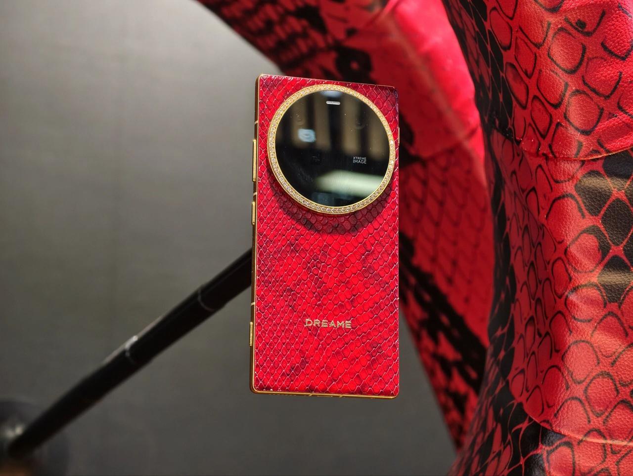 5 万美金一台手机，但还不是最贵的？ | 追觅手机实拍今天在 AWE 上正式亮相