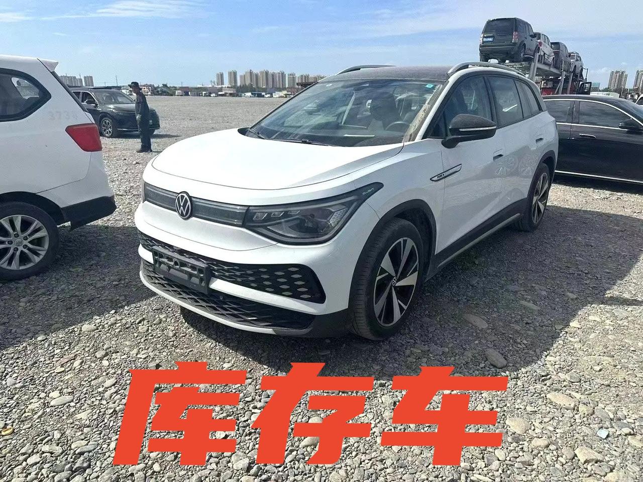车型：大众 2023款 ID.6 X 升级款 纯净长续航版
​车况：原版原漆库存