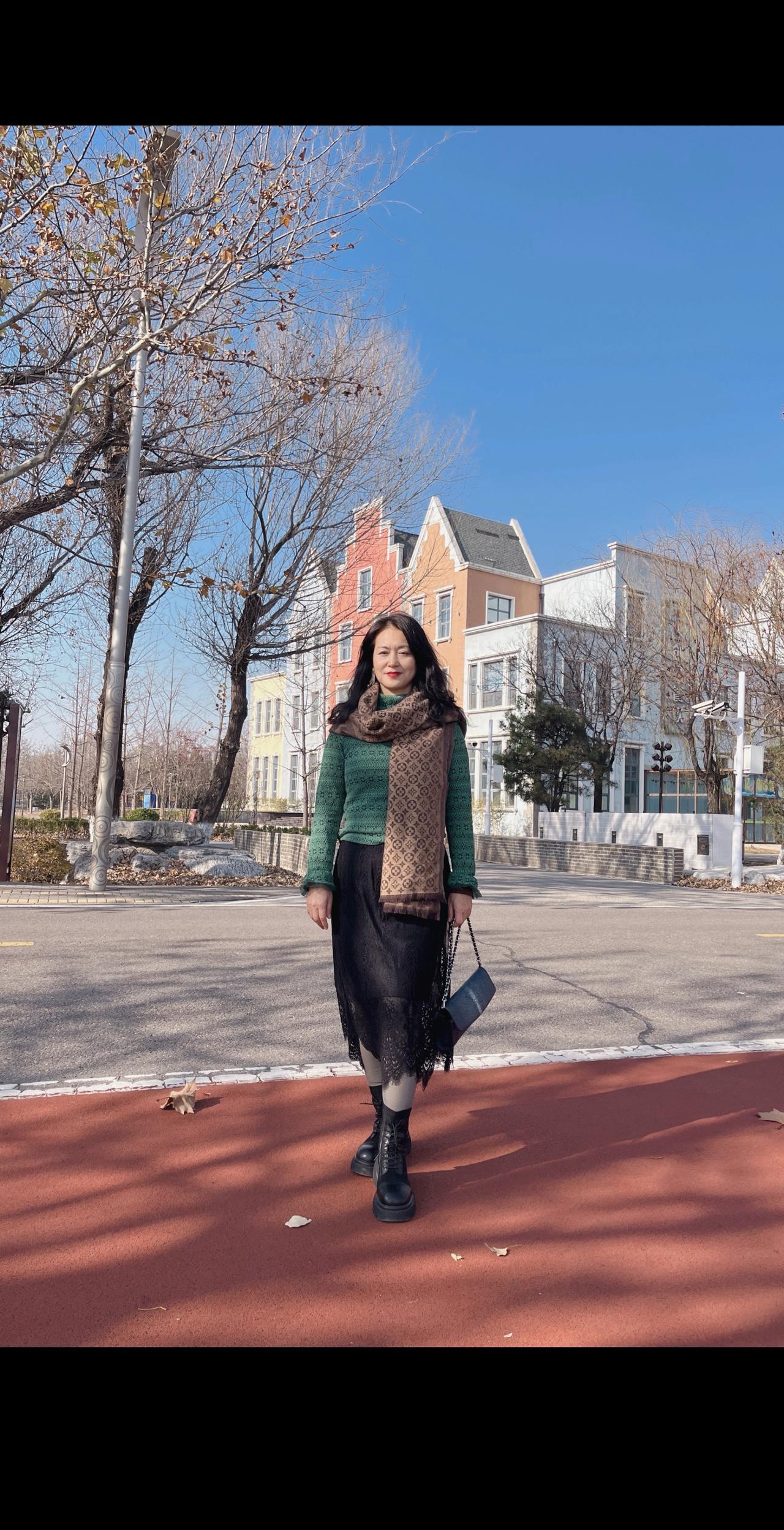 一个人最大的福气，就是有个好心态，因为人只有心情好，运气才会好，所以你要活在当下