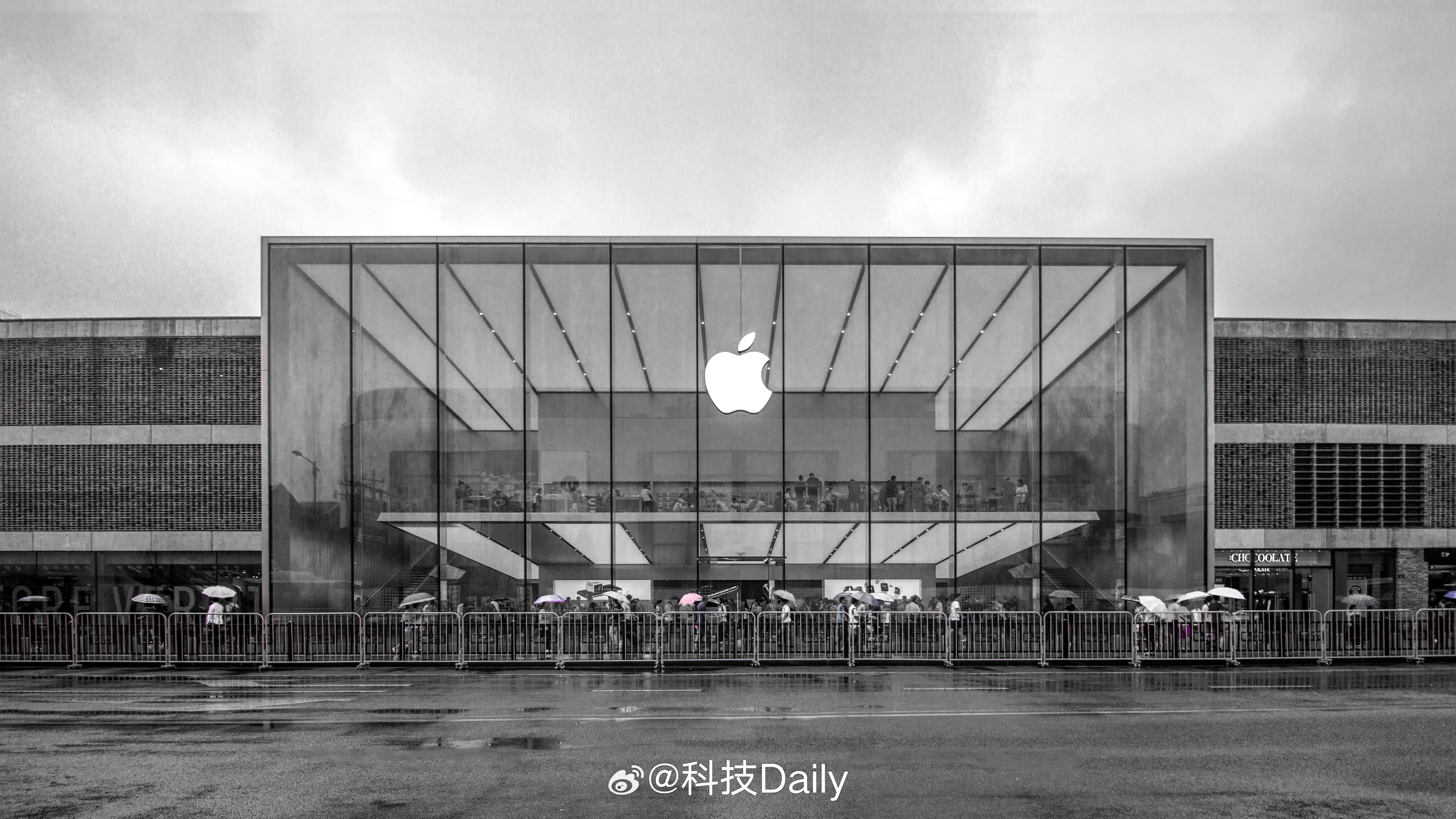 苹果或跳过19直接出iPhone20 也合理吧毕竟20周年了，命名无所谓，还是得