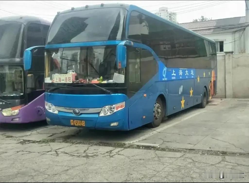 经典客运品牌—上海大运
上海—洛阳
上海—泸州
上海—渭南
上海—西安
上海—淮