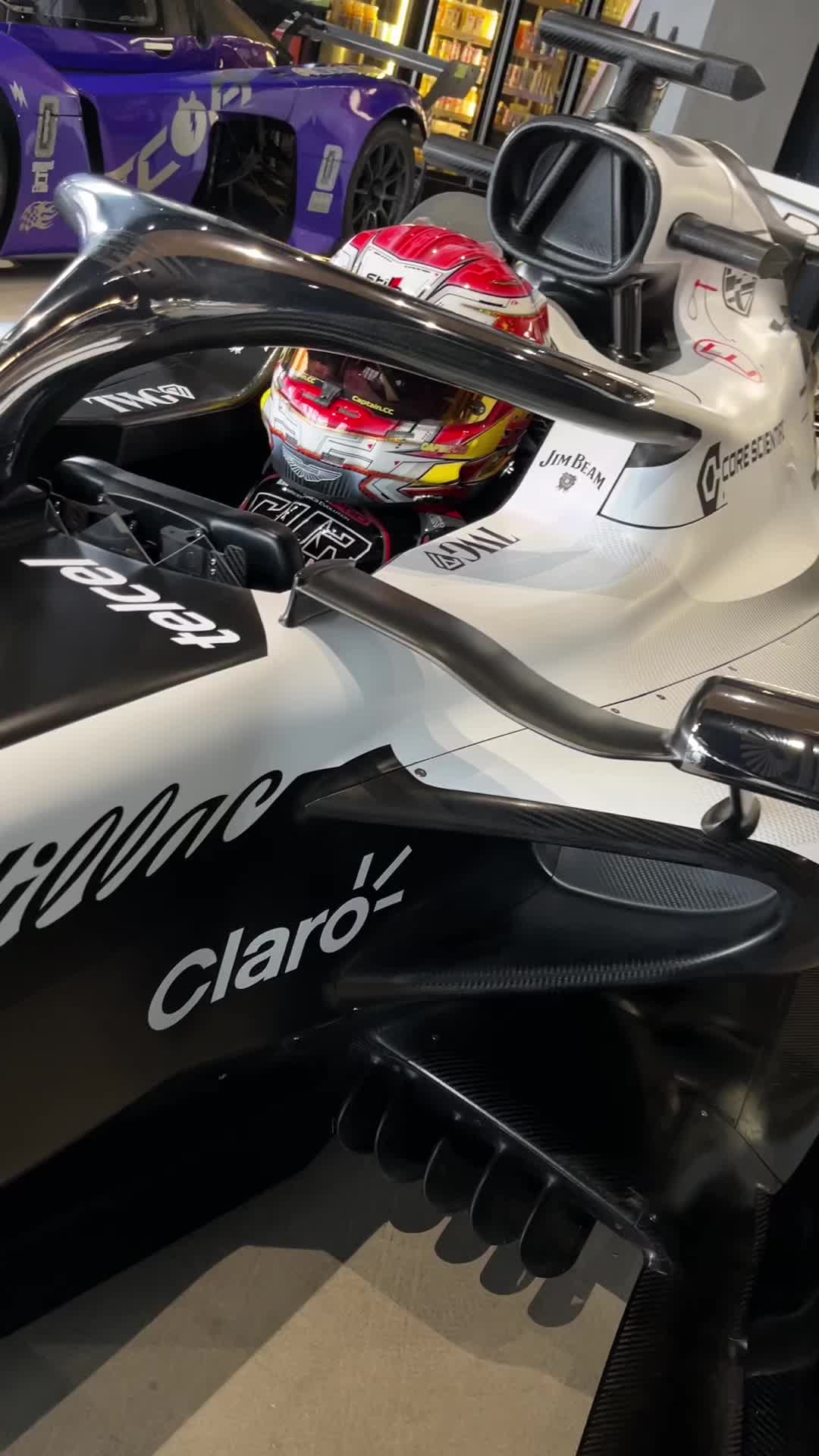 原来拍F1车手是这种感觉 技术支持