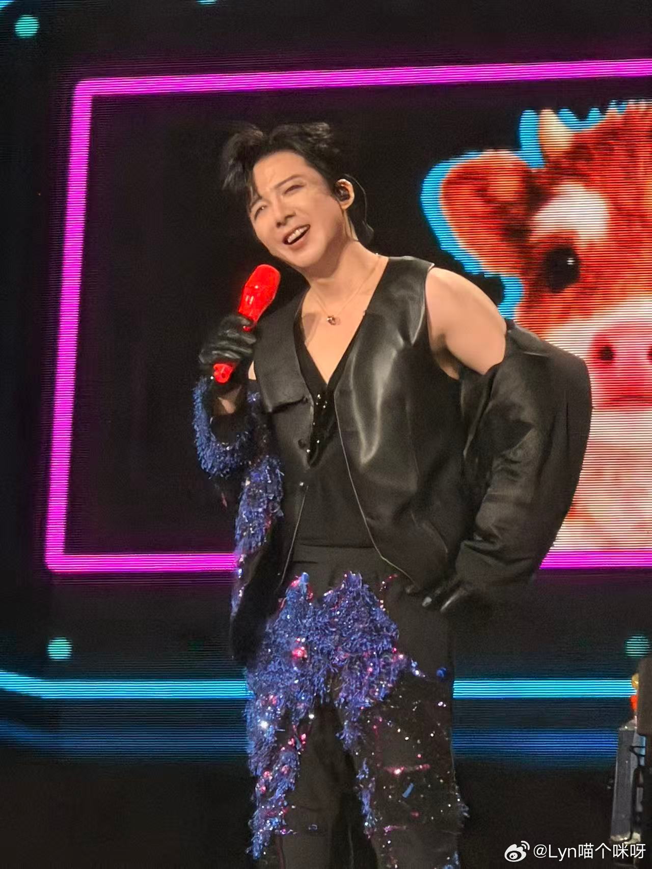 摩登兄弟给刘宇宁的小纸条 我这一生只做一件事，心无杂念，自然无人能及。 