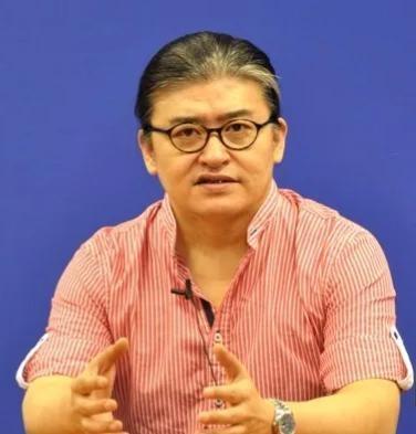 网传刘欢去世的消息又冒出来了。
虽然是个假消息，但大伙儿之所以这么关注，说到底是