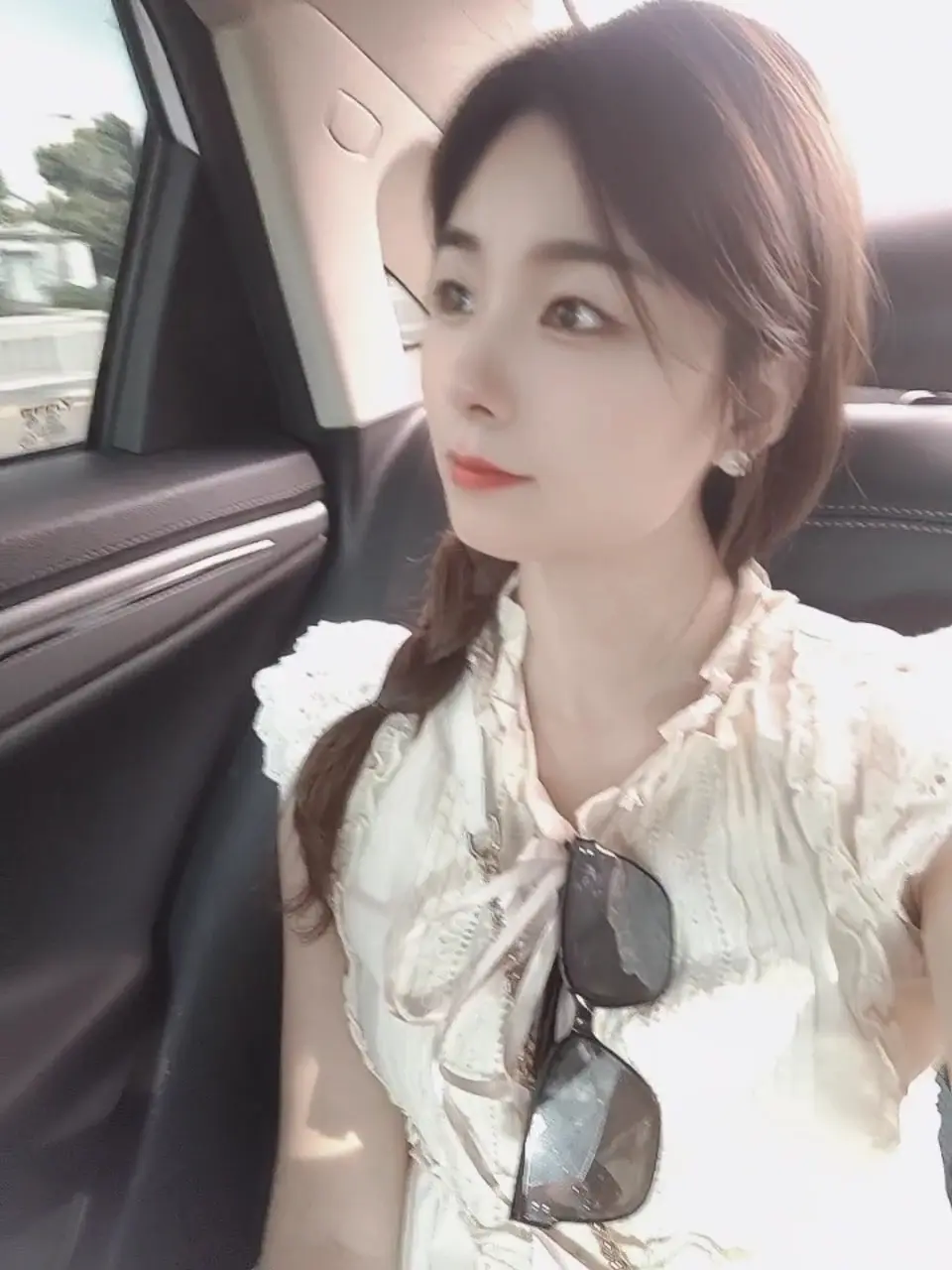 最好的状态就是现在，任何人任何事都影响不了我的情绪，一是没精力，二是没...