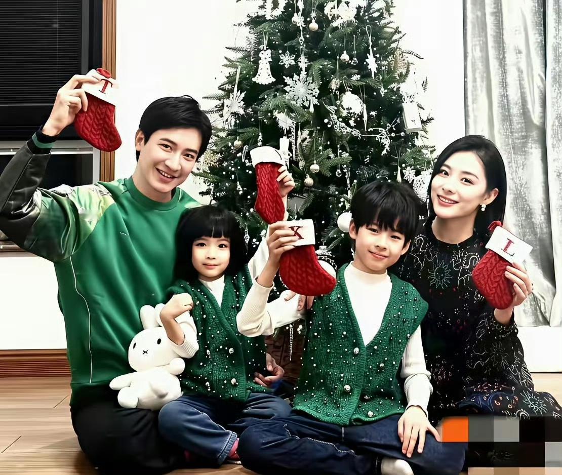 奥运冠军刘璇45岁像少女，保养的实在太好了，老公帅气得像明星，两个人太般配了​​