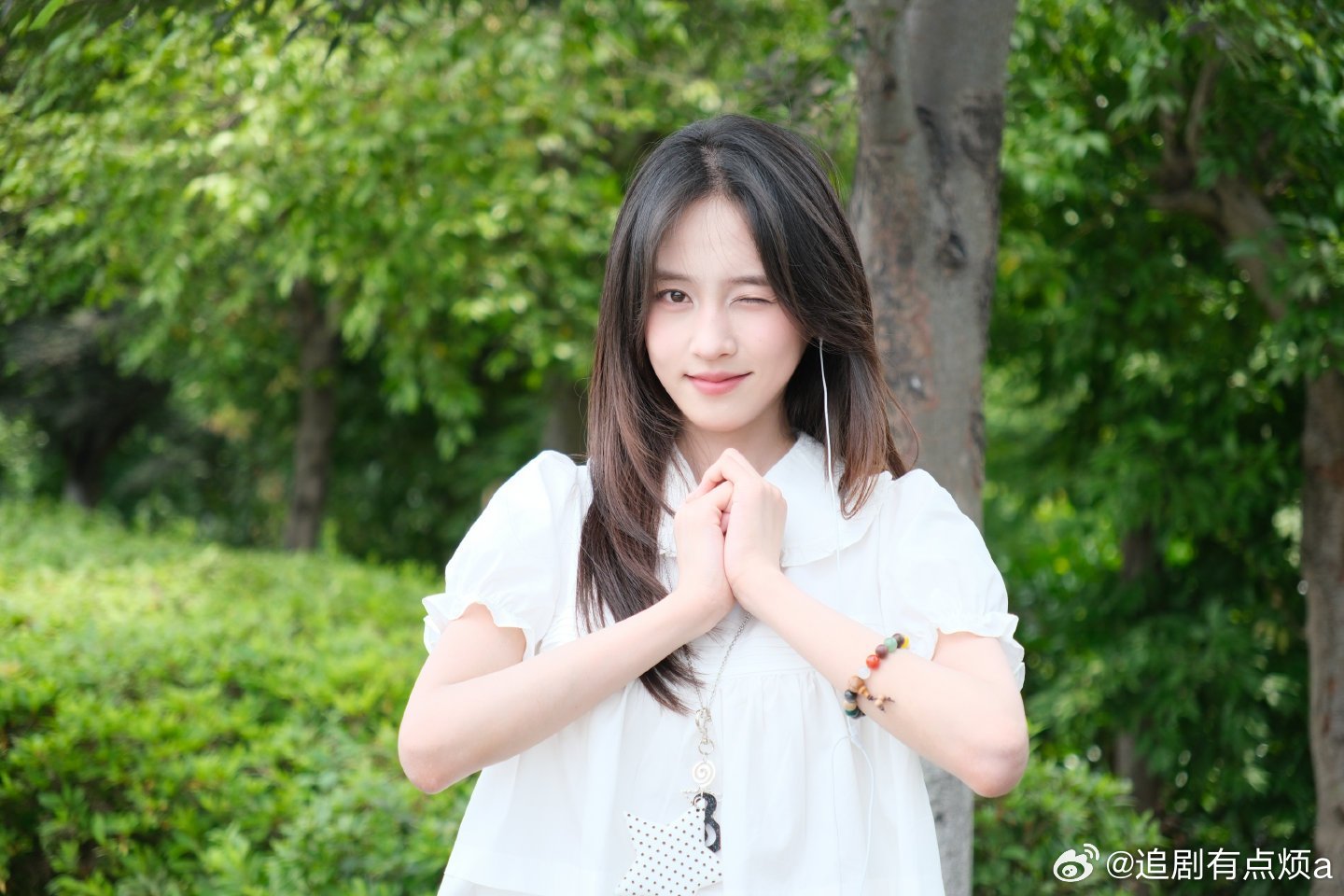 曝花少8小妹王可温柔细腻又用心，默默为行程做足准备，期待王可花少暖心成长之旅 