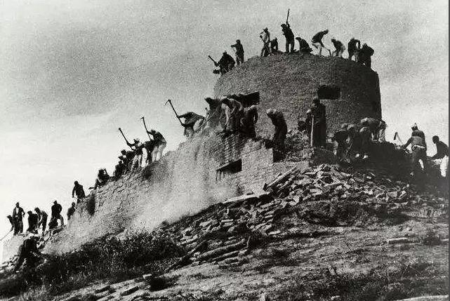 抗战开始的时候，国人已经绝望到什么程度了？
 
1931年的九一八事变，是这份绝