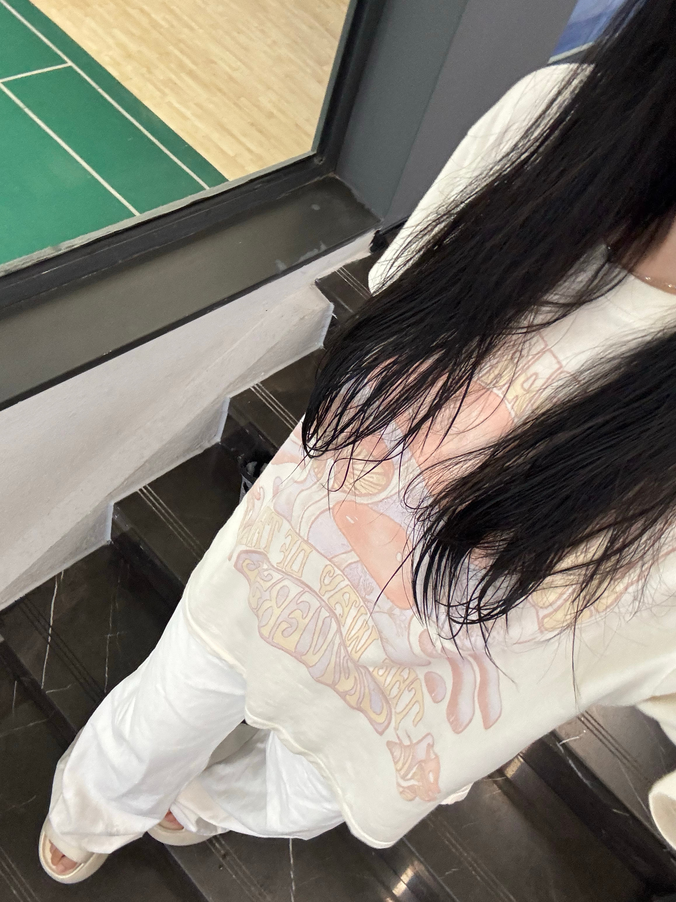 游完！洗了一个热水澡身上都是香喷喷的去吃饭然后打🀄️！嘿嘿😈 ​​​