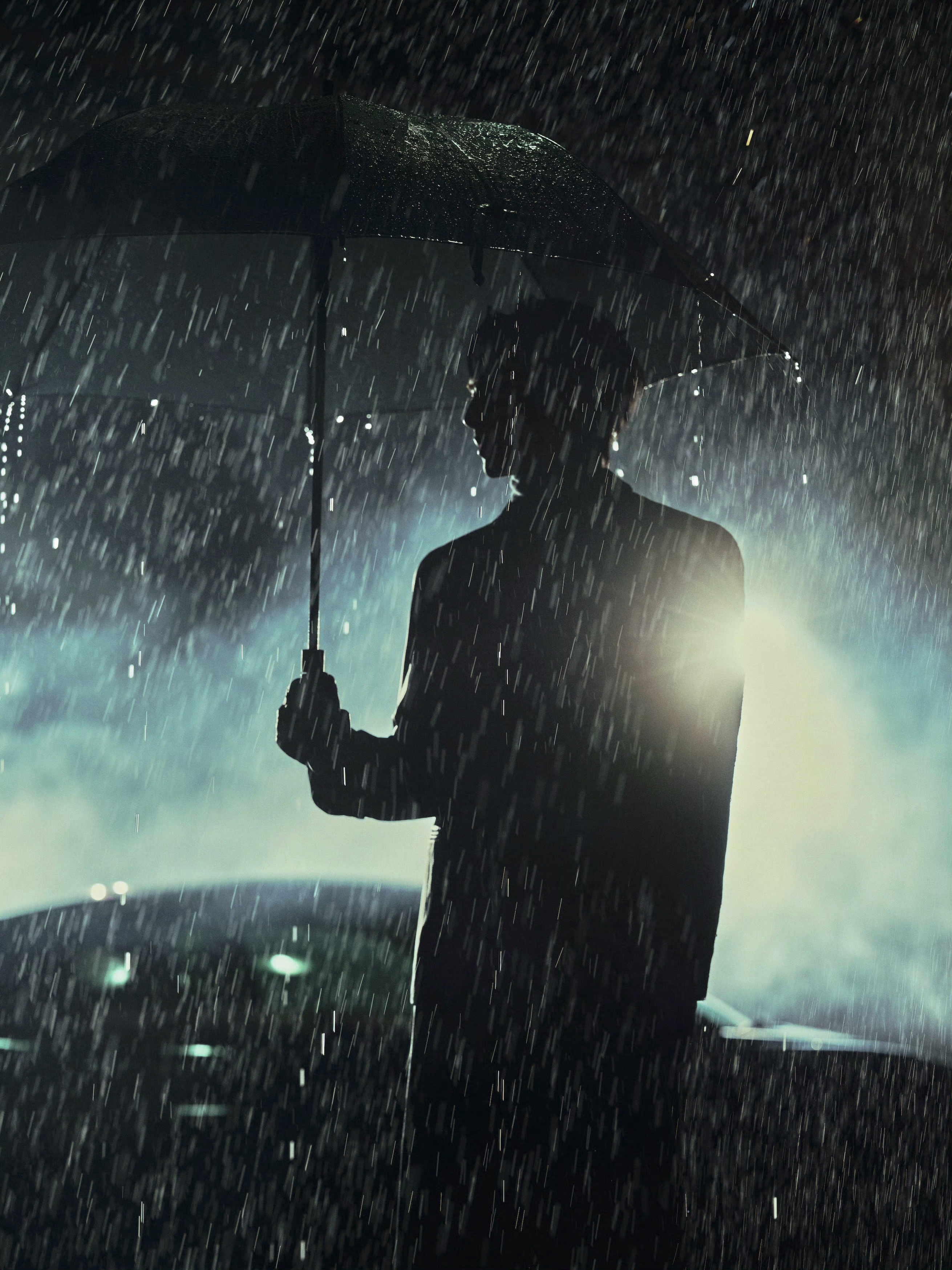 -宋威龙 ☔️雨中的神 帅得好夸张[awsl]VOGUE明星出图 ​​​