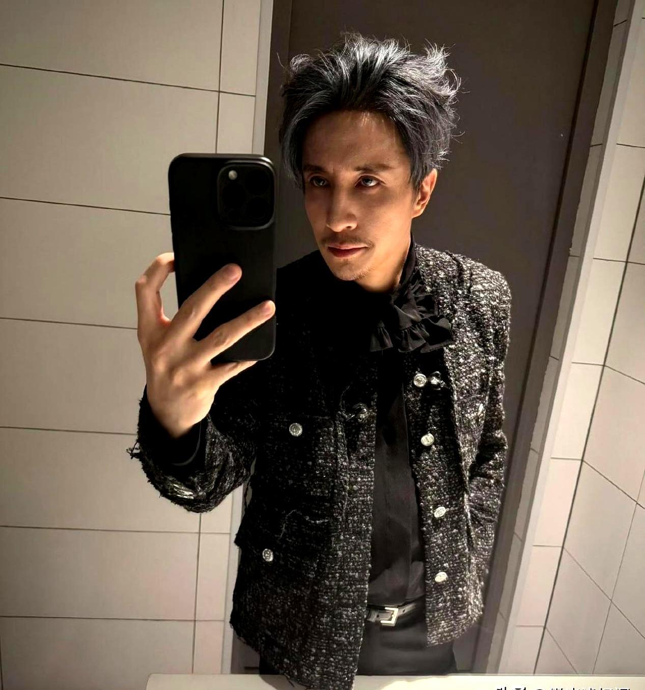 流量时代，自证清白是最愚蠢的公关死法。
 
女方连发数十条动态，甩出聊天记录，细