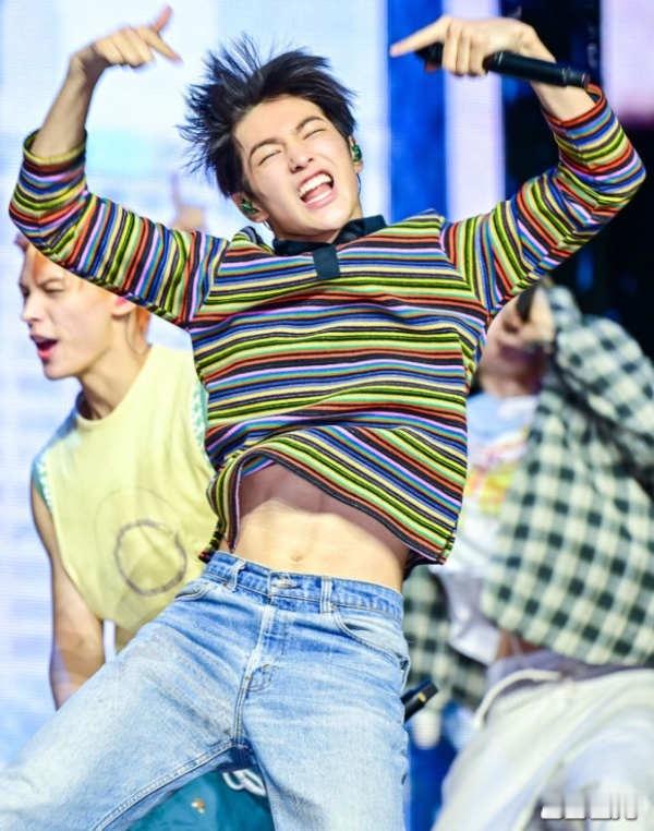 盘点六代男那些封神新闻图 