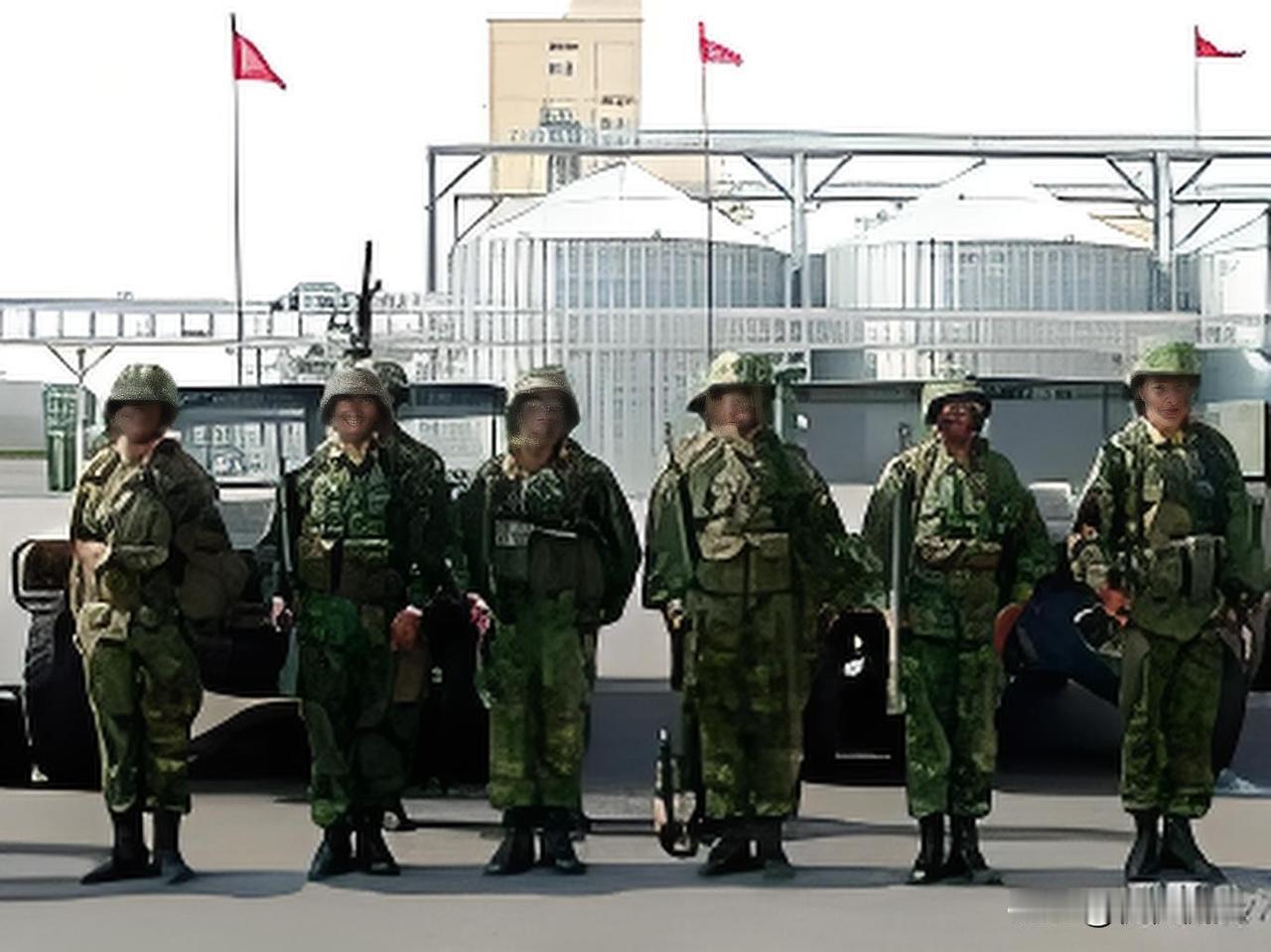 国家统一大业步步推进，台湾回归后的驻军配置，成为外界关注的焦点。对比港澳驻军规模