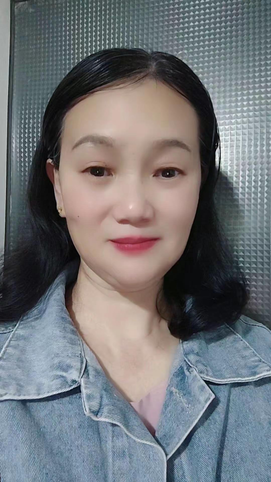 愿世间所有美好，都恰逢其时，愿所有人都被温柔以待，在这一年里，感谢家人们的培伴和