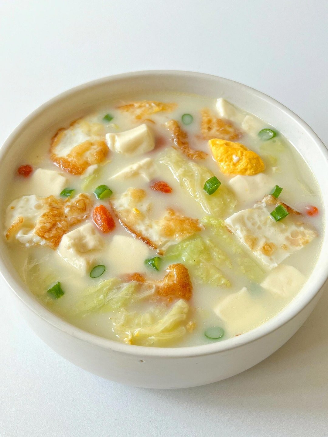 风味人间  |  食谱  | 简单又好吃的减脂餐来了。豆腐要煎成两面金黄。小娃娃