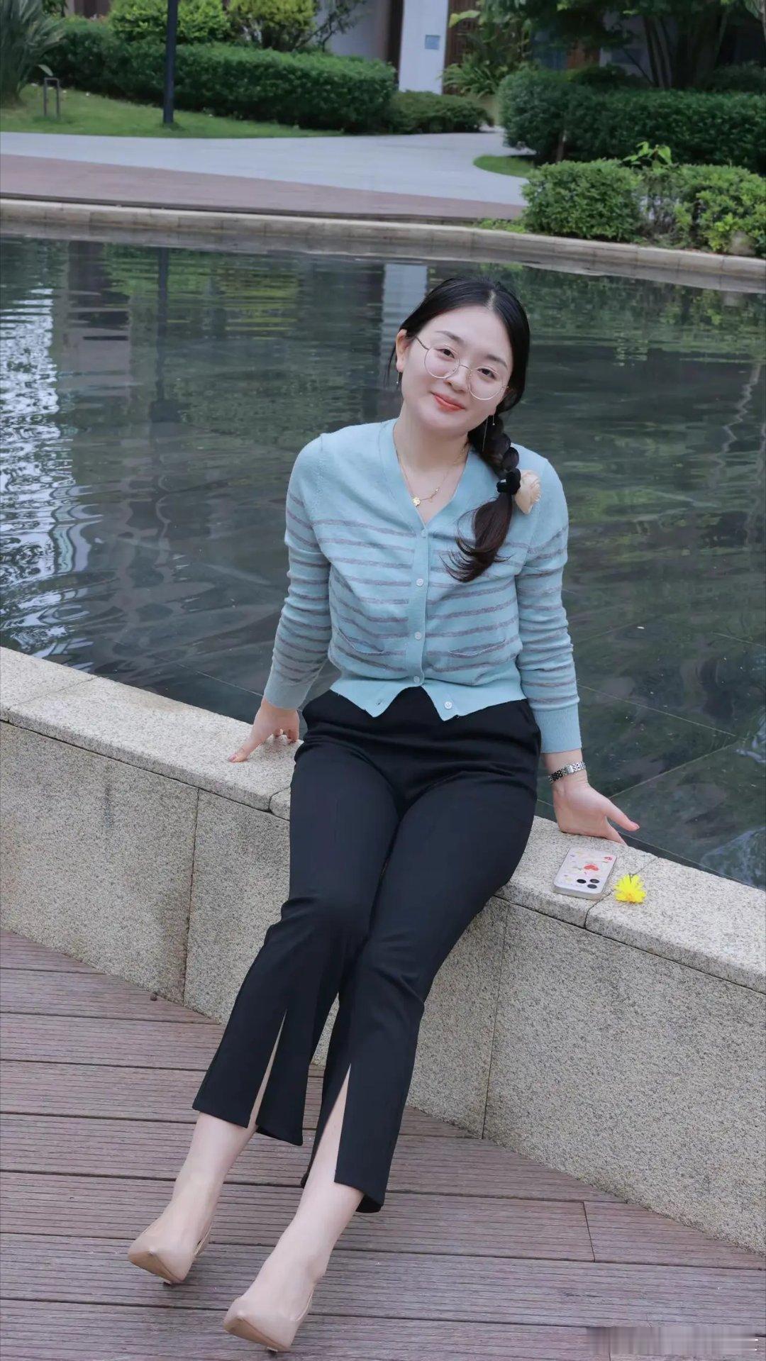 日常分享今日穿搭白胖白胖的 