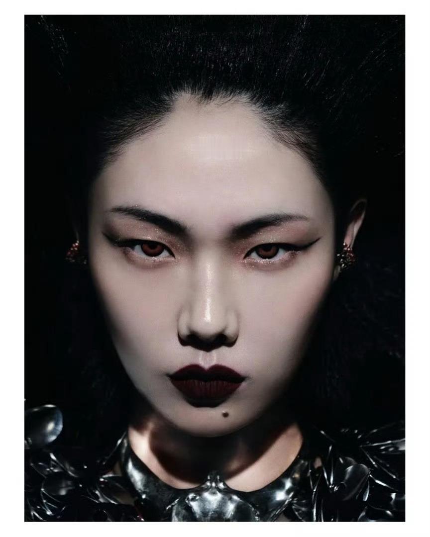 Vogue Portugal May 2026摄影：Denis Nemyache