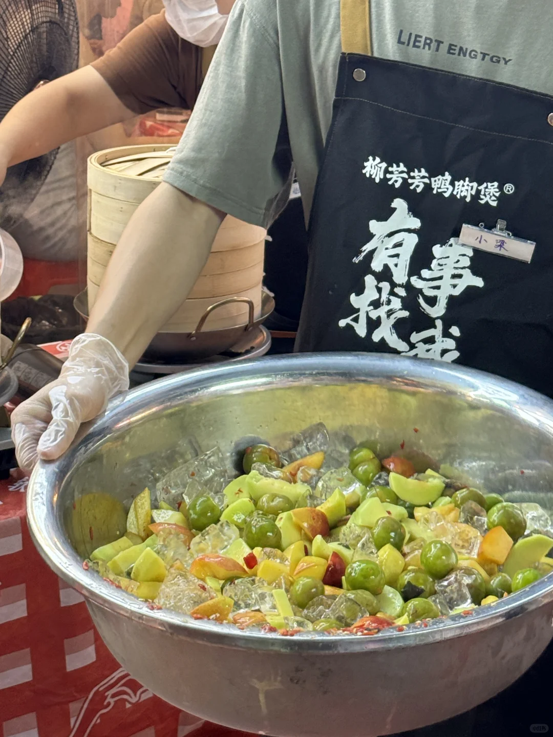 五星小巷子里的美食｜柳州的鸭脚煲有点超前