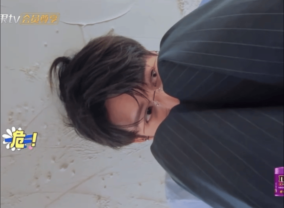 和我玩儿捉迷藏的小猫咪 ​​​