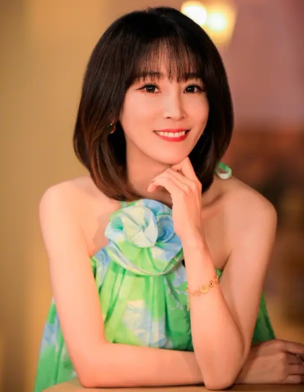 谢楠上浪姐像极了要交卷的我谢楠 谢楠