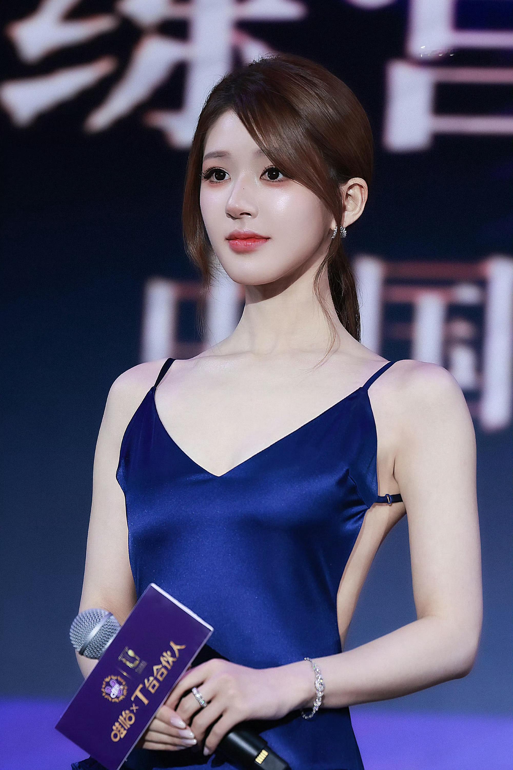 今天是大气女人 