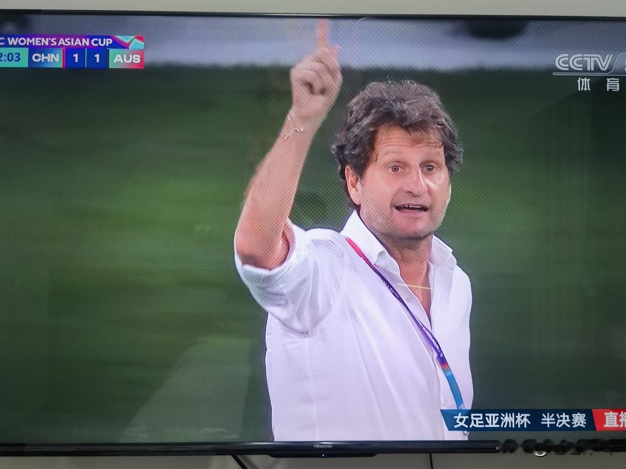 中国女足无缘亚洲杯卫冕！亚洲杯女足半决赛中，中国女足1：2不敌东道主澳大利亚女足
