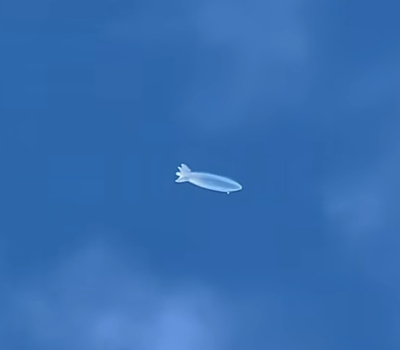 都江堰上空现不明飞行物 这到底是个啥啊？走近科学快开拍 ​​​