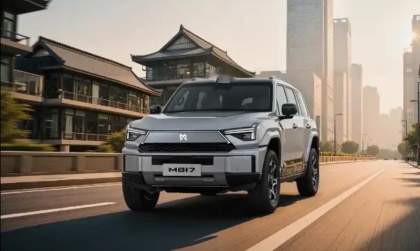 样貌天生各有不同，心存善念，方能福运常伴。
男人额头光洁透亮，心胸开阔前路光明坦