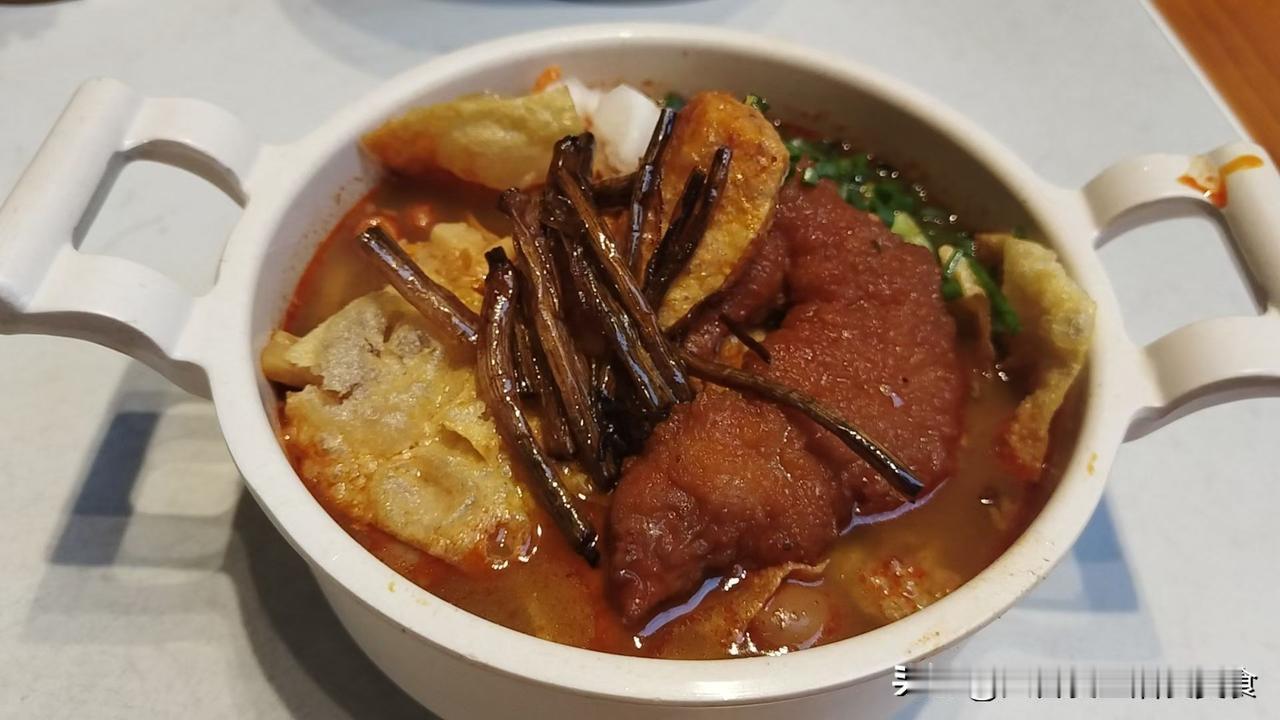 广西人可以一日三餐没肉

但三天一日三餐不能没有粉！




 记录我的2026