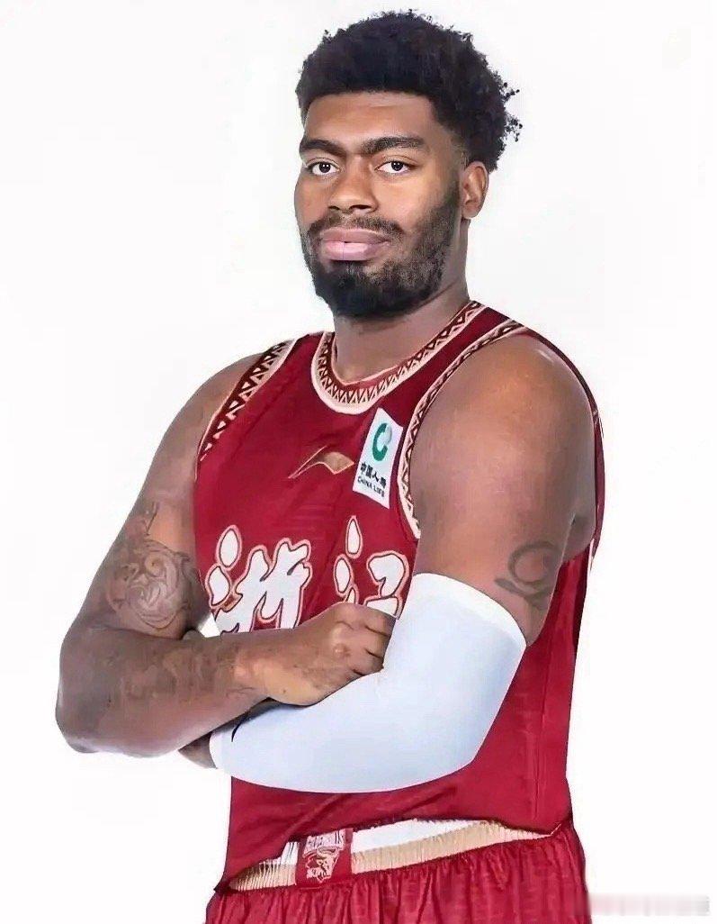 什么样的外援才是真正的外援？今晚的他们说到了，也做到了，他们这才是真正的外援——