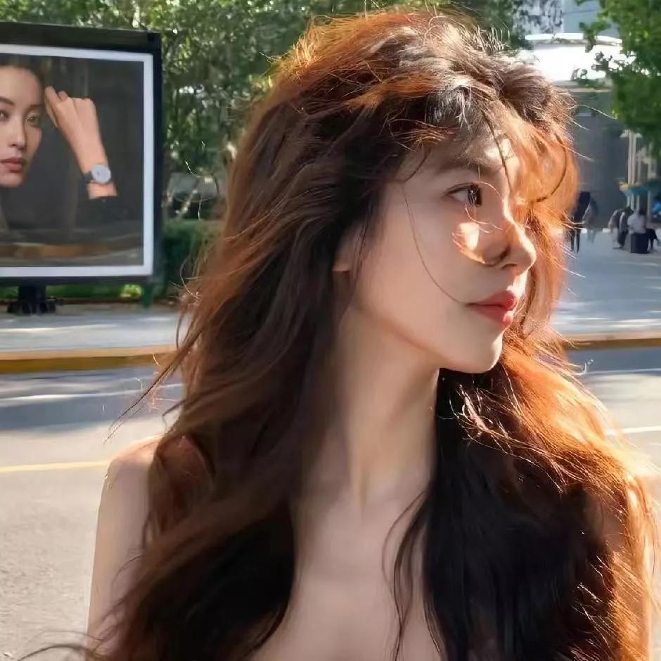 阳光洒落，温柔瞬间定格秋日午后的温柔 秋日第一份暖阳 暖阳治愈瞬间 温柔的光影中