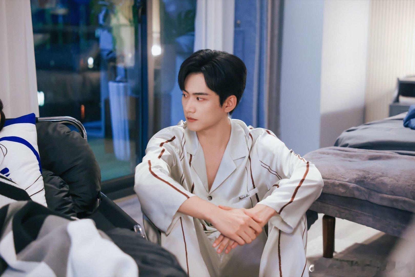 大雾中雾小雾周柯宇天选李雾狙击蝴蝶周柯宇和李雾的适配度简直满分，剧里剧外都让人感