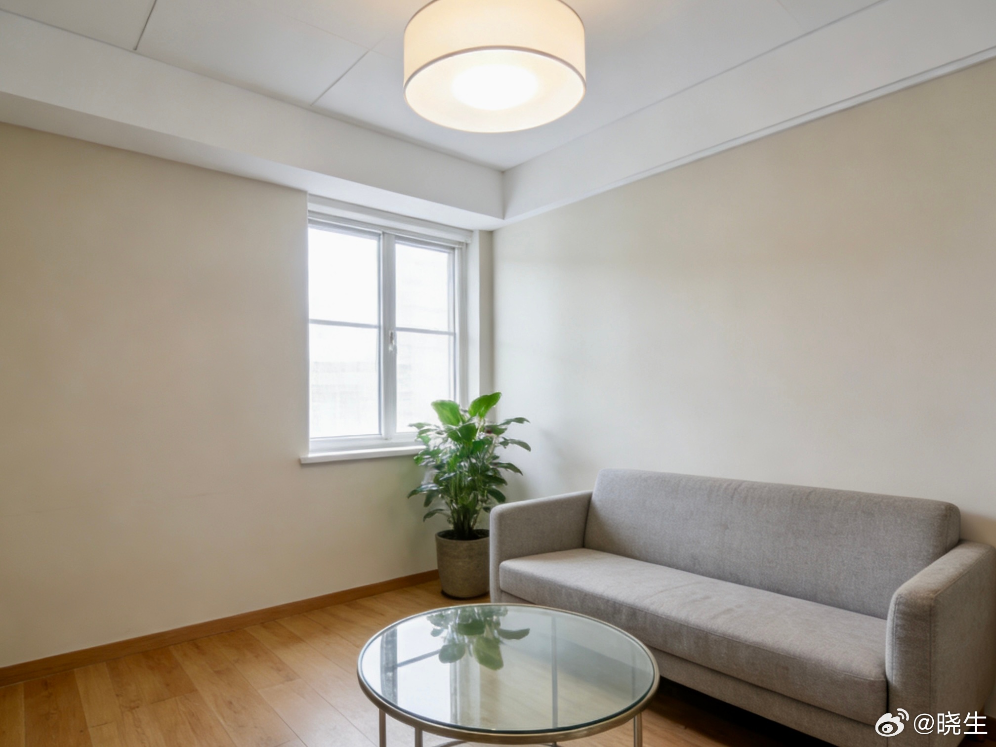 相亲阶段靠媒婆推动关系、相处阶段希望朋友劝劝、结了婚又需要父母介入…大家寻求帮助