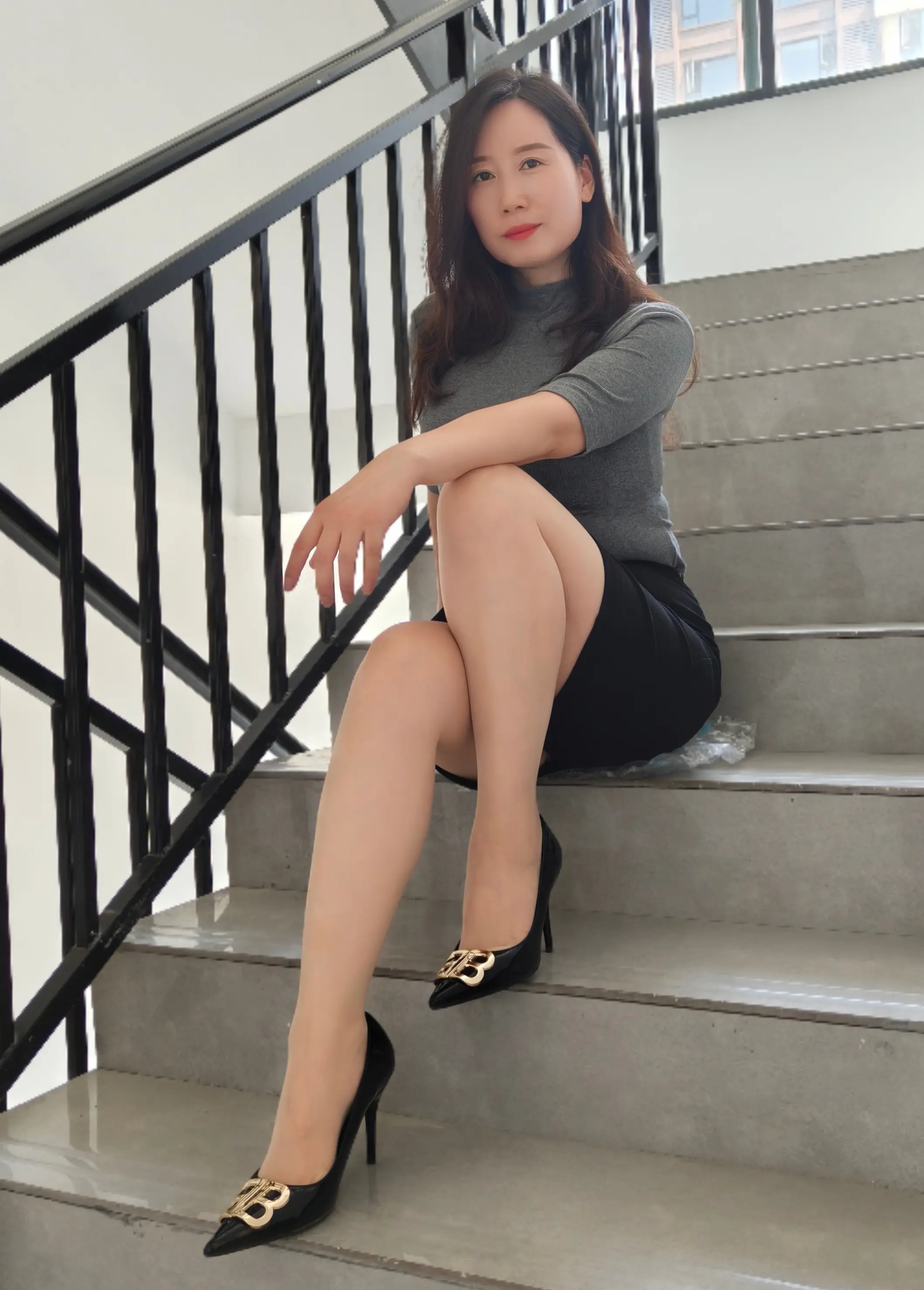 坐楼梯的姨