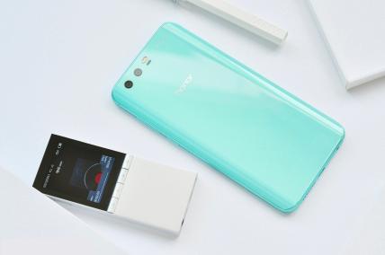 增强Wi-Fi稳定性的五个实用方法

家里的宽带明明已经升级，测速数字也挺漂亮，