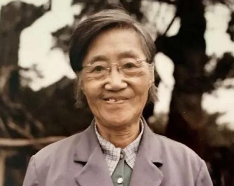 1960年，北大才女王承书狠心抛弃丈夫和孩子，从此音信全无。17年后，当看到满头