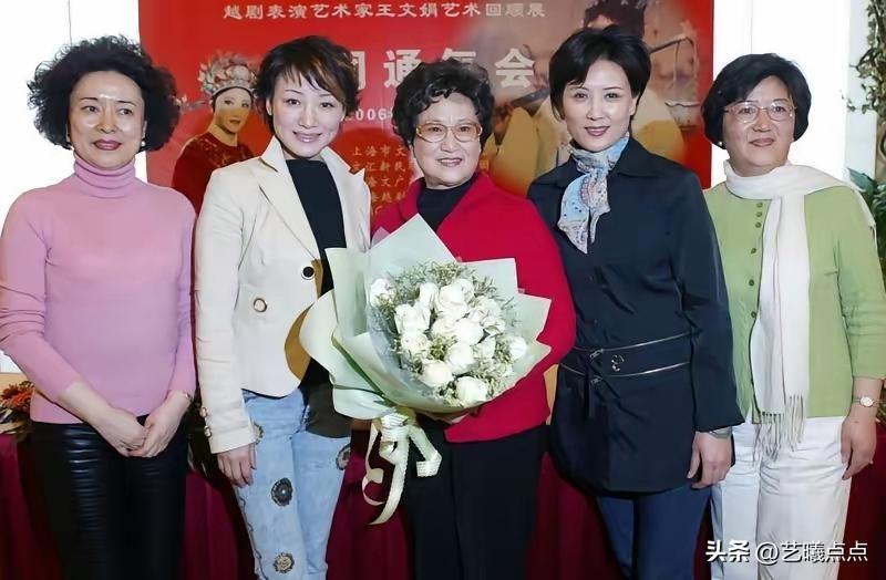 戏迷朋友一定能报出这五位佳丽的芳名。