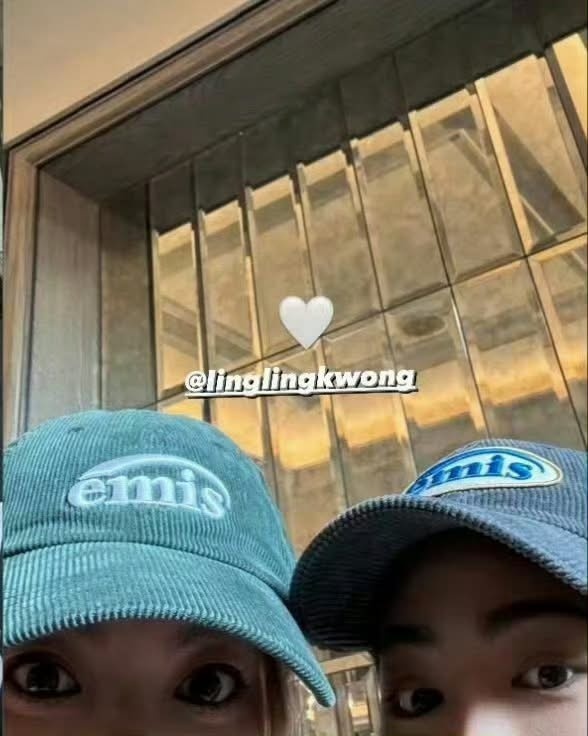 不知不觉已经有这么多张小情侣奇奇怪怪的拍照视角了 