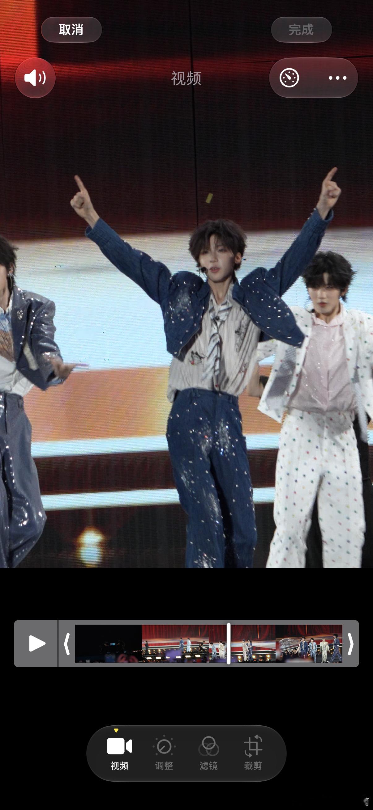 不知道为什么，要把最亮的两块设计在那个部位 ​​​
