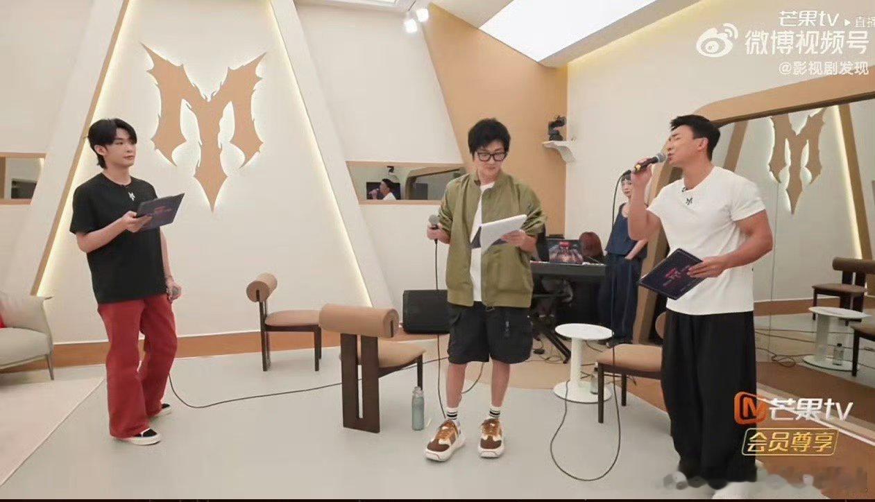 孙楠刘畊宏王赫野名副其实dance组孙楠刘畊宏王赫野dance组 刘畊宏的舞蹈感